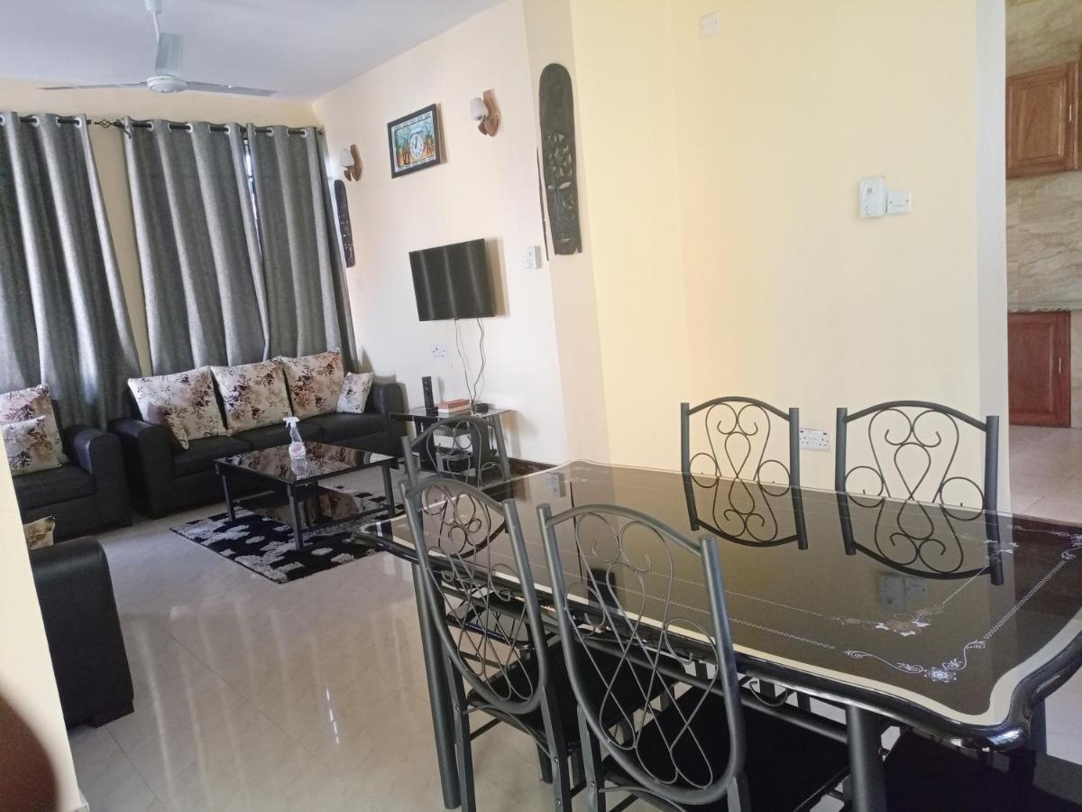 Chibuba Airport Accommodation Dar es Salaam Bagian luar foto