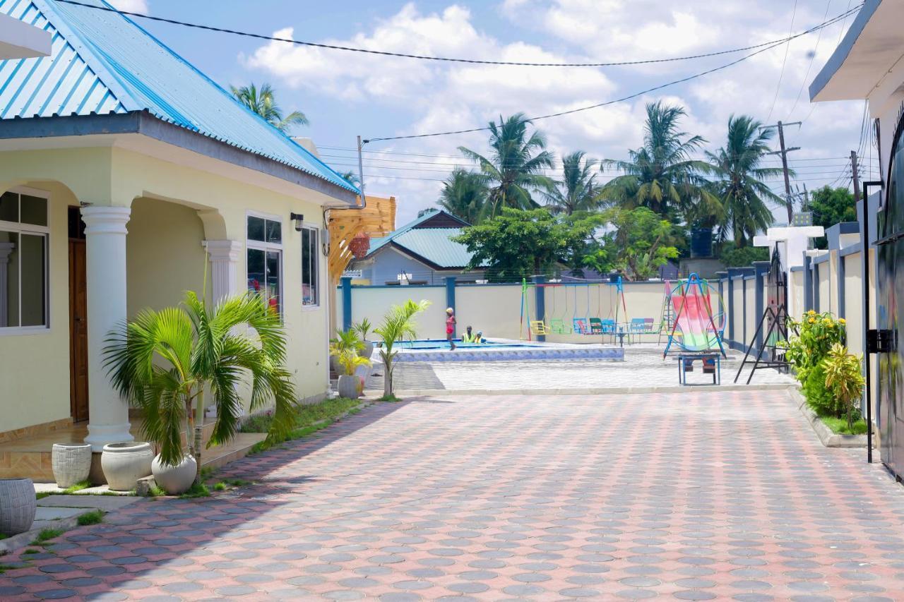 Chibuba Airport Accommodation Dar es Salaam Bagian luar foto