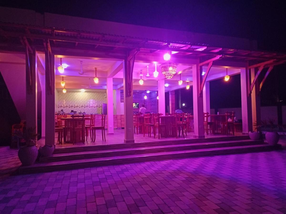 Chibuba Airport Accommodation Dar es Salaam Bagian luar foto