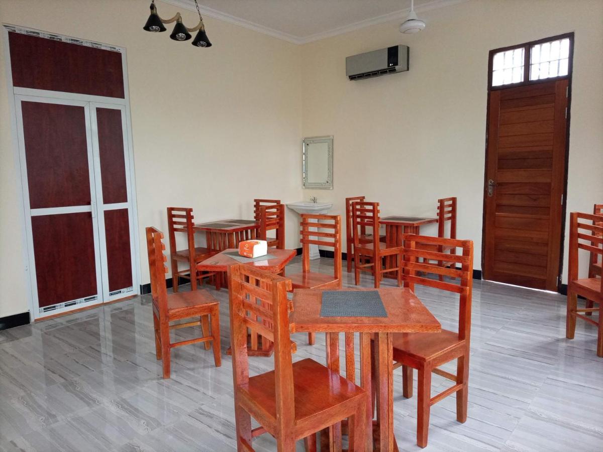 Chibuba Airport Accommodation Dar es Salaam Bagian luar foto