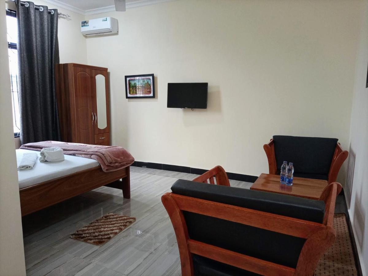 Chibuba Airport Accommodation Dar es Salaam Bagian luar foto