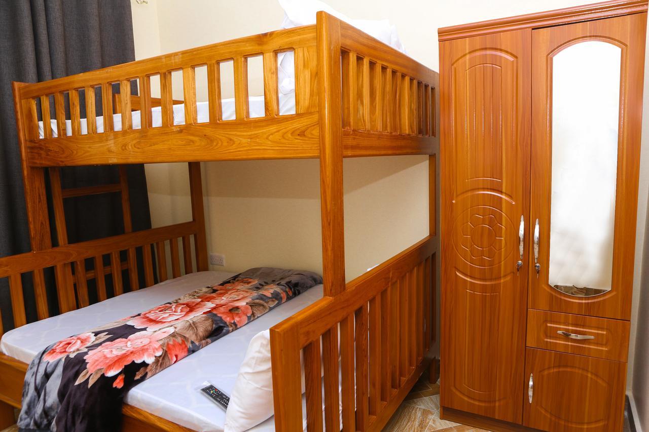 Chibuba Airport Accommodation Dar es Salaam Bagian luar foto