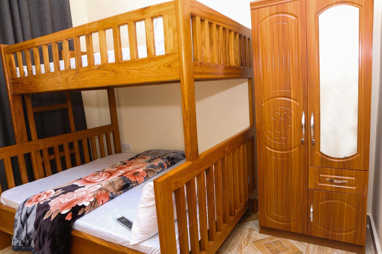 Chibuba Airport Accommodation Dar es Salaam Bagian luar foto