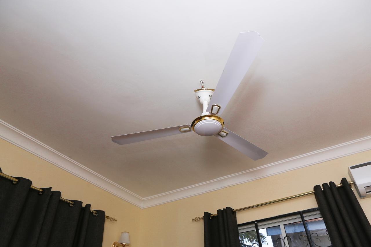 Chibuba Airport Accommodation Dar es Salaam Bagian luar foto
