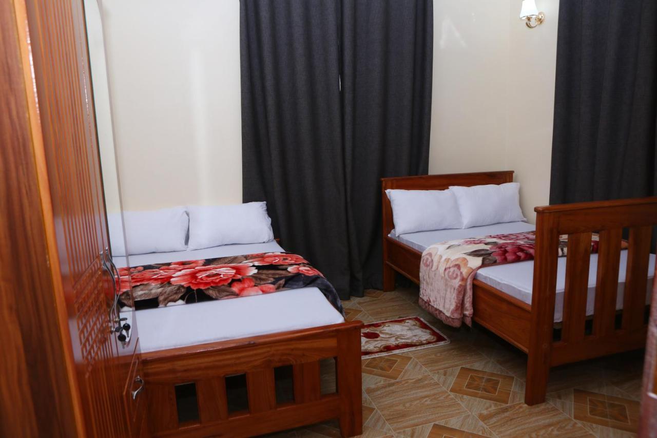 Chibuba Airport Accommodation Dar es Salaam Bagian luar foto