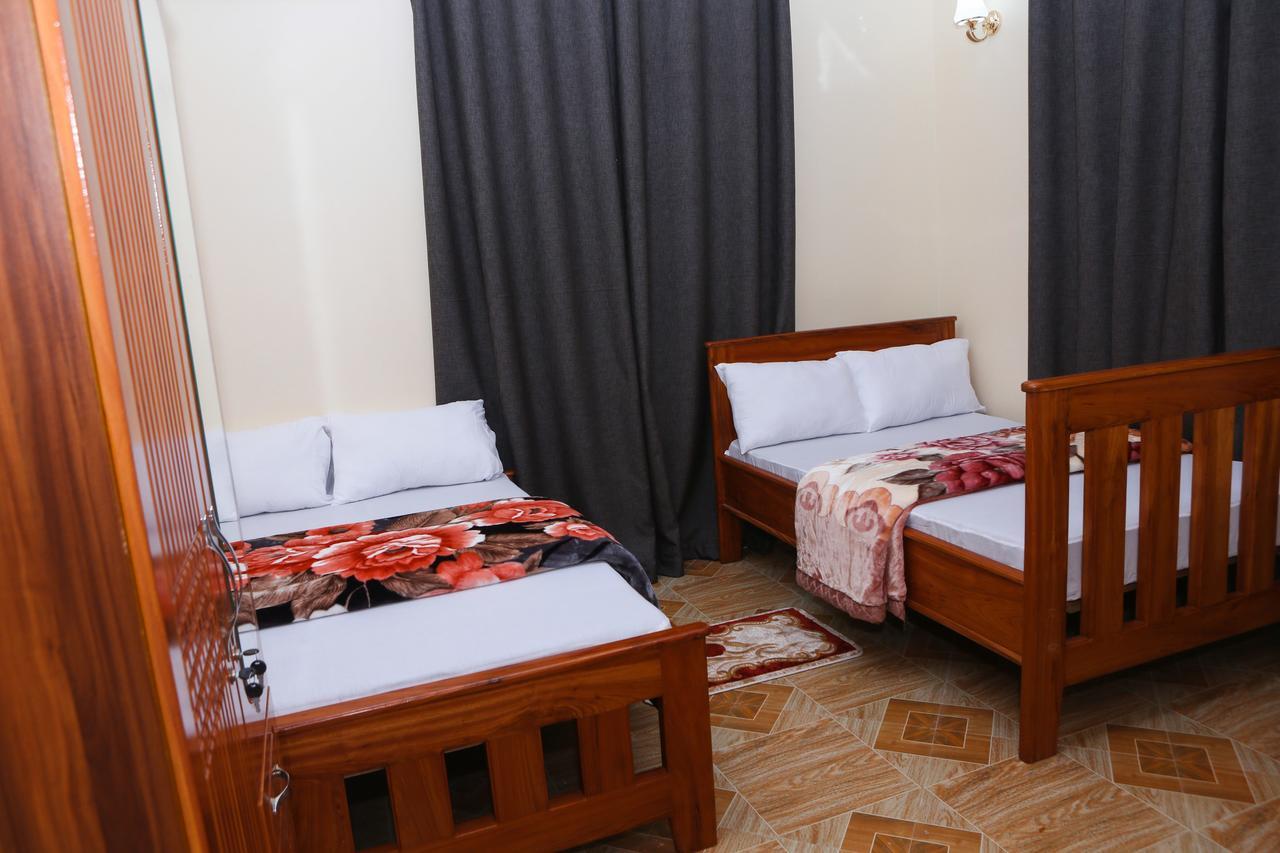 Chibuba Airport Accommodation Dar es Salaam Bagian luar foto
